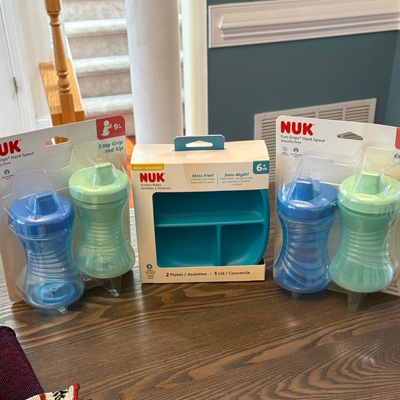 Easy Grip Cups and Divided Plate Set - Blue and Green - Picture 1 of 1